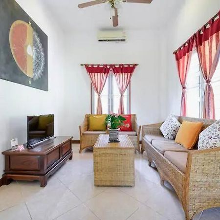 Palm Village Rawai Екстер'єр фото