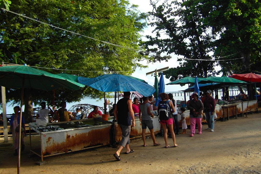 Palm Village Rawai Екстер'єр фото