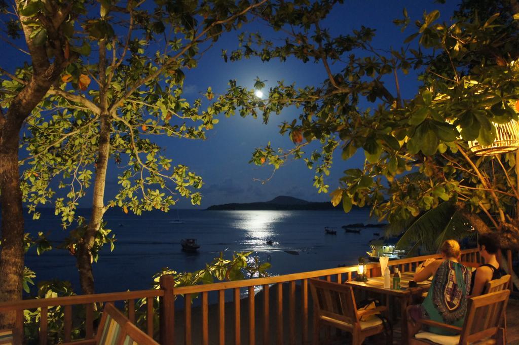 Palm Village Rawai Екстер'єр фото