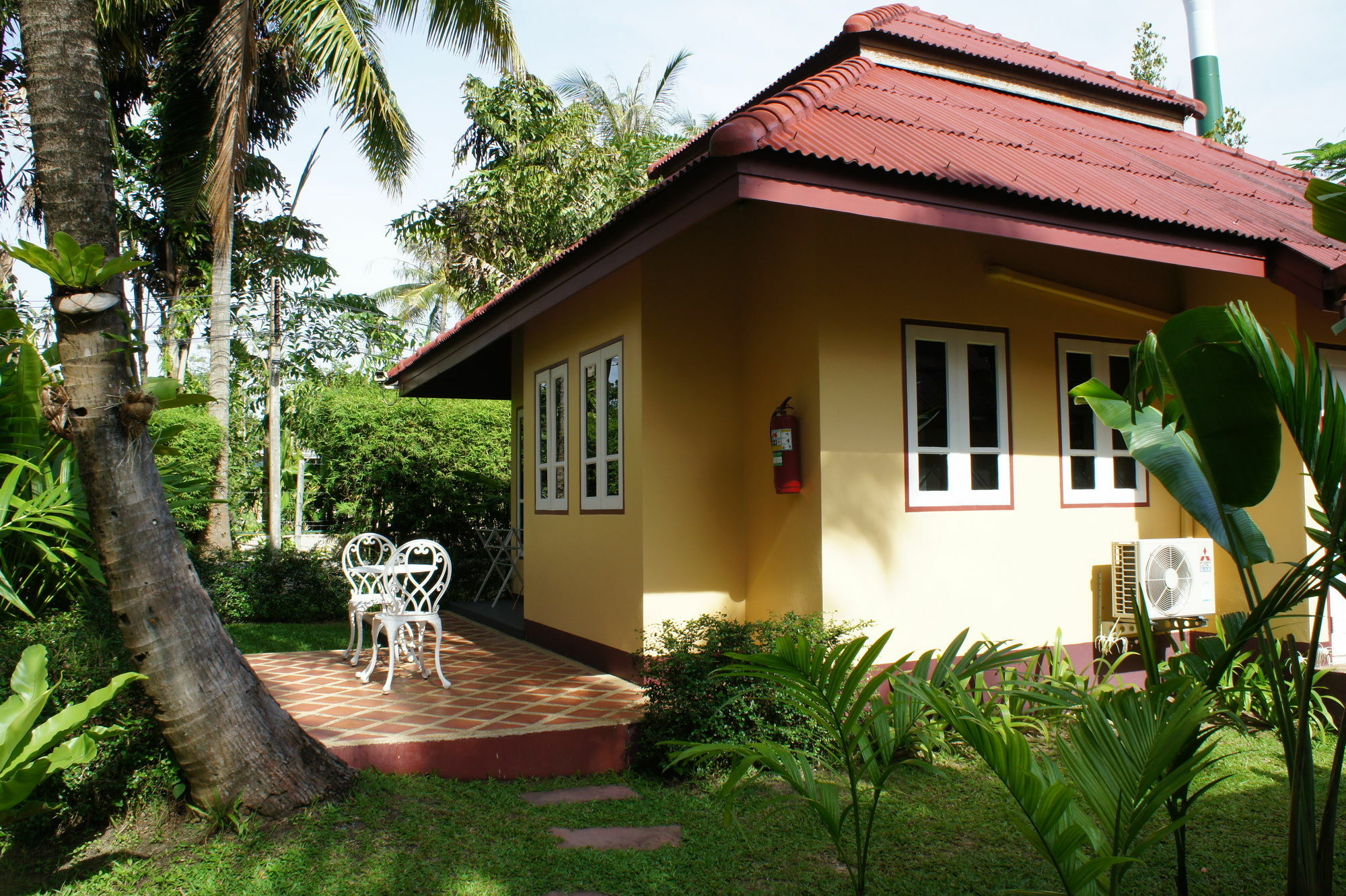 Palm Village Rawai Екстер'єр фото