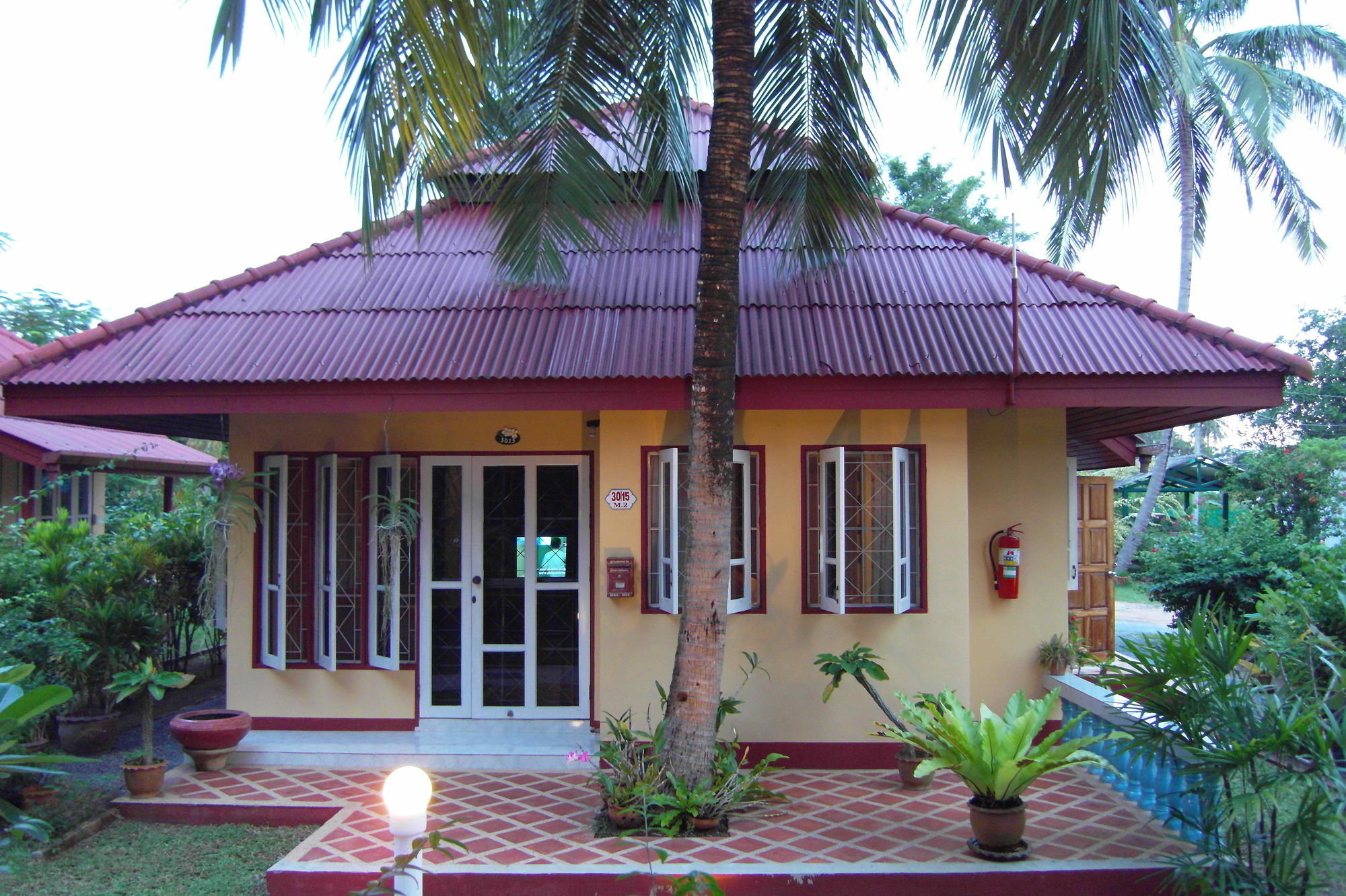 Palm Village Rawai Екстер'єр фото