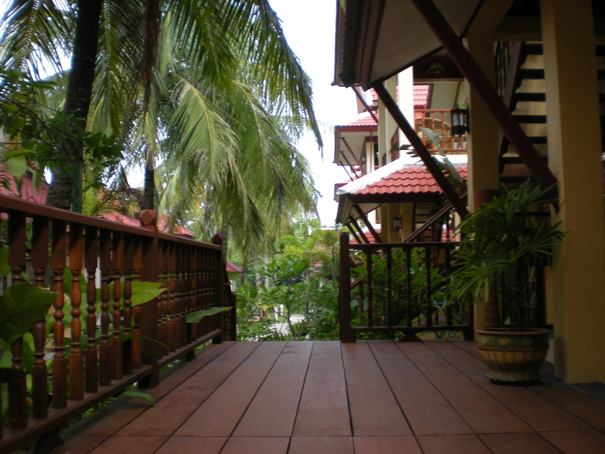 Palm Village Rawai Екстер'єр фото